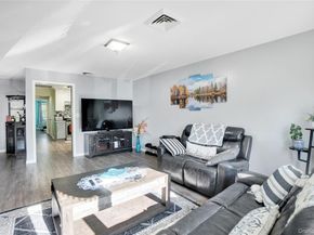 22235 Davenport Avenue, Queens Village NY 11428