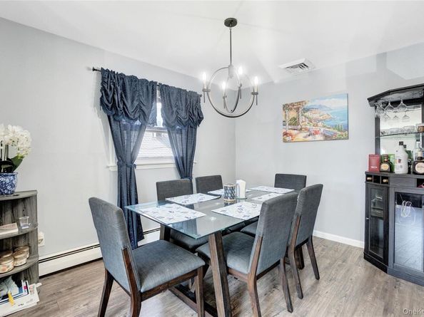 22235 Davenport Avenue, Queens Village NY 11428