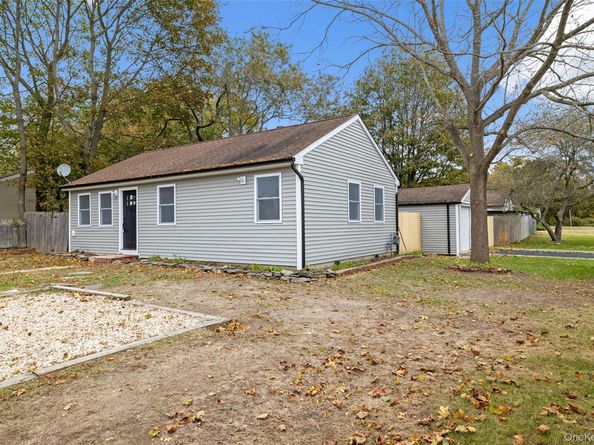 803 Meade Avenue, Bellport NY 11713