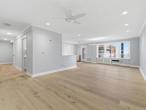 666 Shore Road 6M, Long Beach NY 11561