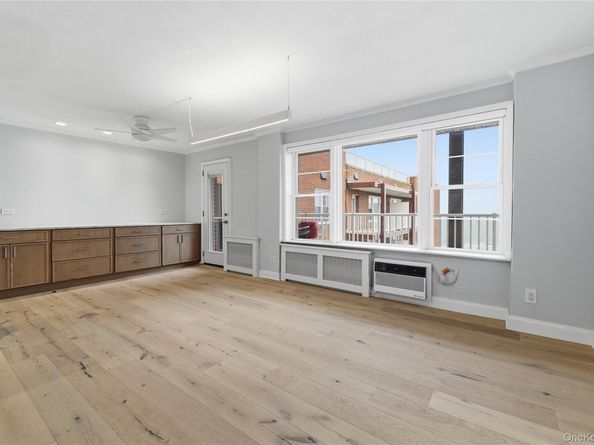 666 Shore Road 6M, Long Beach NY 11561