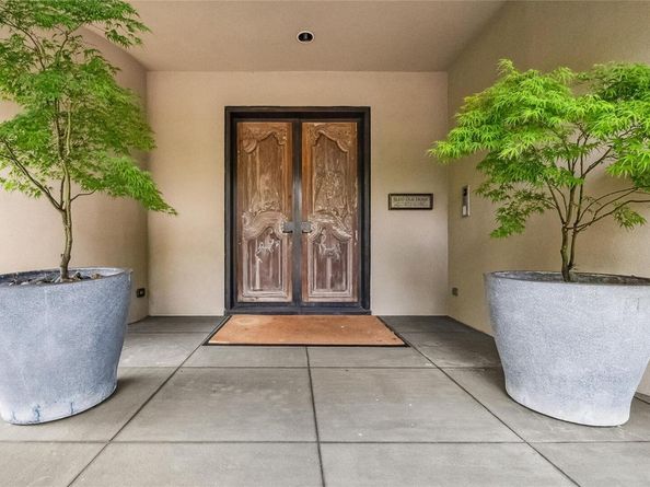 7 Folie Court, Manhasset NY 11030