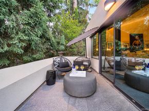 7 Folie Court, Manhasset NY 11030