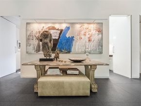 7 Folie Court, Manhasset NY 11030