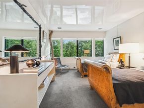 7 Folie Court, Manhasset NY 11030