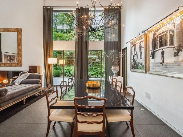 7 Folie Court, Manhasset NY 11030