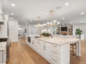 7 Barrington Place, Melville NY 11747