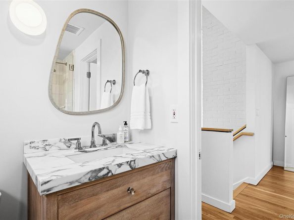 34 Floyd Street, East Hampton NY 11937