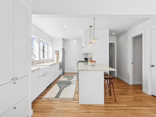 34 Floyd Street, East Hampton NY 11937