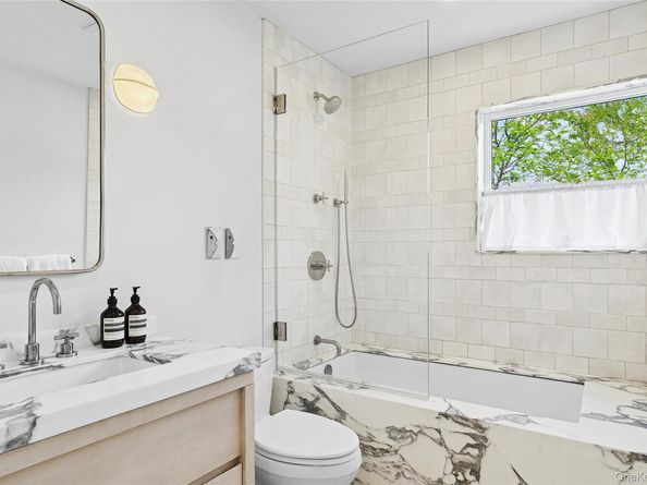 34 Floyd Street, East Hampton NY 11937