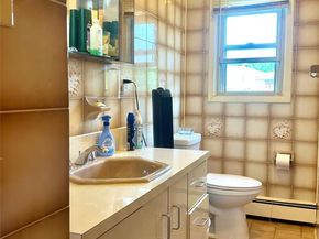 141-33 255th Street, Rosedale NY 11422