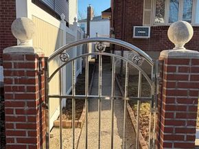 141-33 255th Street, Rosedale NY 11422