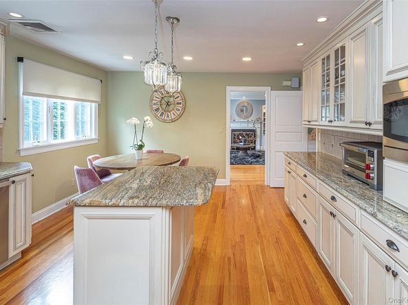 52 Woodland Avenue, Bronxville NY 10708