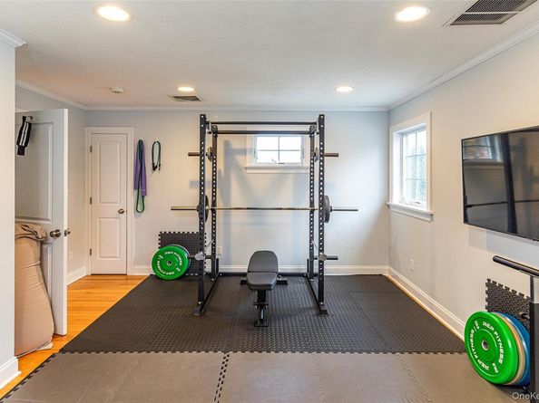 52 Woodland Avenue, Bronxville NY 10708