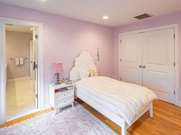 52 Woodland Avenue, Bronxville NY 10708