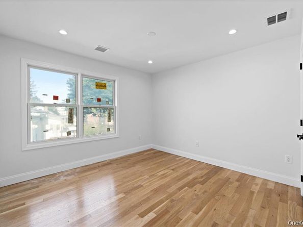 99 Thurton Place, Yonkers NY 10704