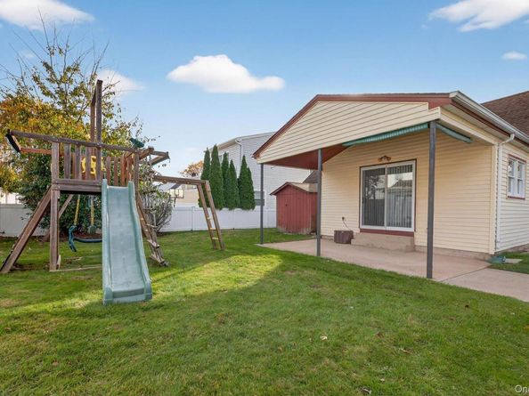 58 Virginia Avenue, Plainview NY 11803