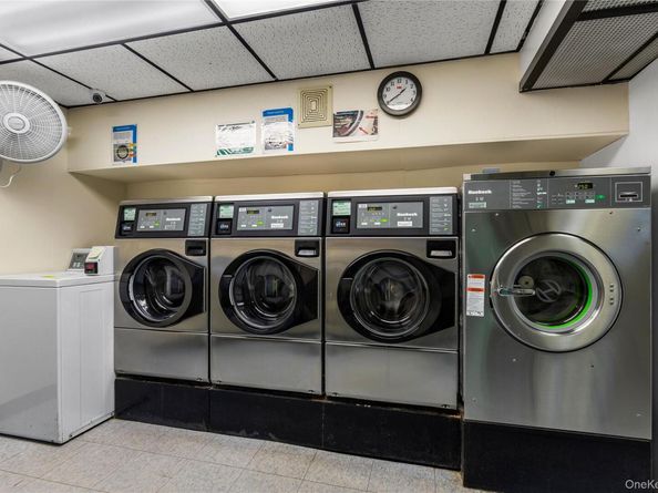 11 Alden Road 6L, Larchmont NY 10538