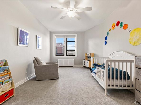 11 Alden Road 6L, Larchmont NY 10538