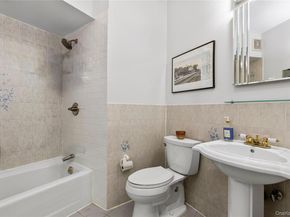 11 Alden Road 6L, Larchmont NY 10538