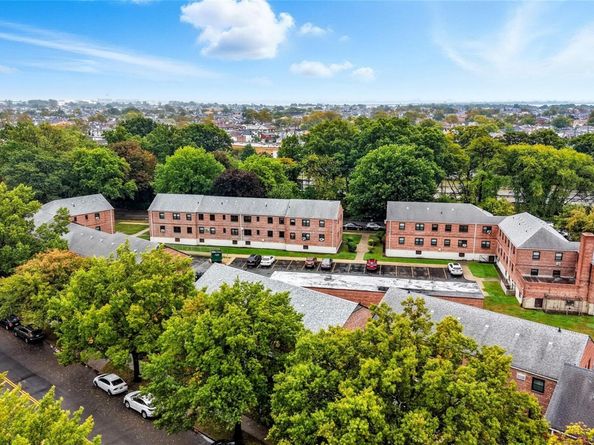 81-24 156th Avenue 240CU, Howard Beach NY 11414