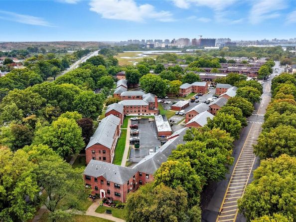 81-24 156th Avenue 240CU, Howard Beach NY 11414