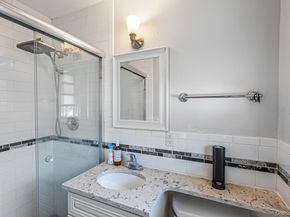 15 Vista Road, Plainview NY 11803