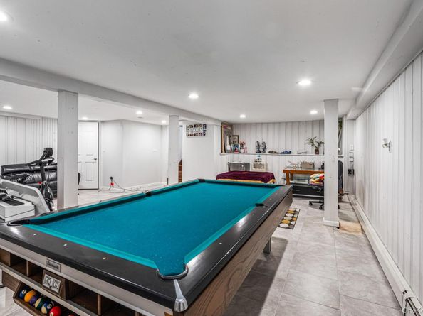 15 Vista Road, Plainview NY 11803