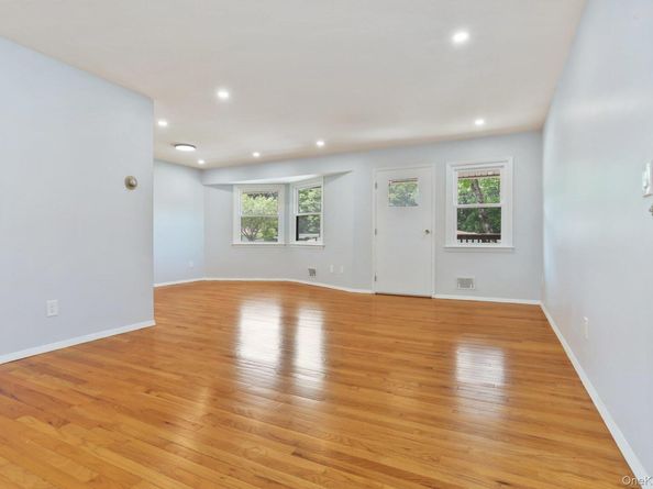 34 Warwick Place D, Yorktown Heights NY 10598