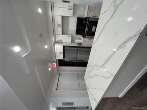 2545 Sedgwick Avenue 7B, Bronx NY 10468