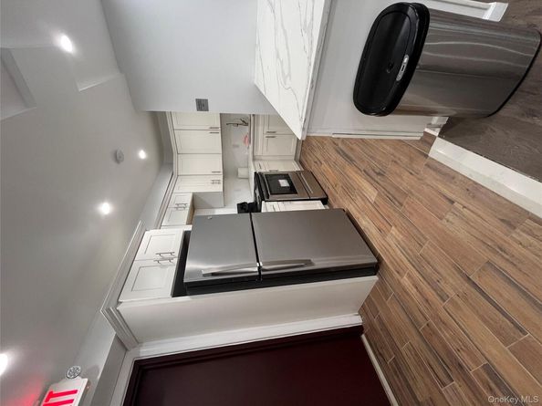 2545 Sedgwick Avenue 7B, Bronx NY 10468