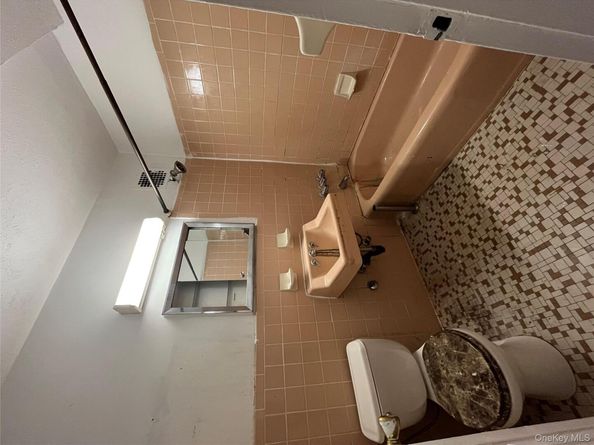 2545 Sedgwick Avenue 7B, Bronx NY 10468