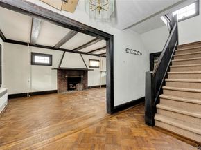 73 Peterson Place, Lynbrook NY 11563