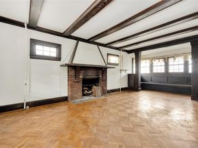 73 Peterson Place, Lynbrook NY 11563