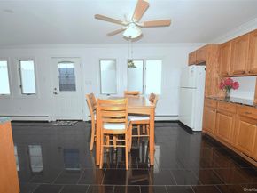 87 Parkside Drive N, Levittown NY 11756