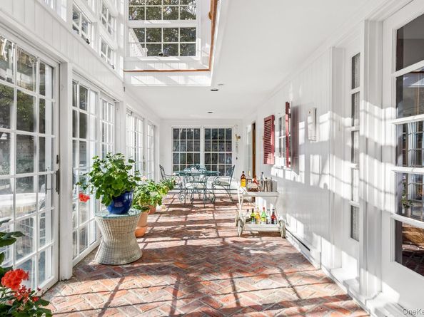 67 Bay Drive, Massapequa NY 11758