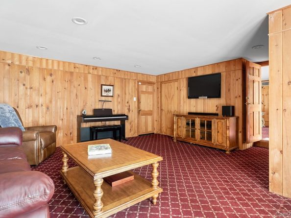 67 Bay Drive, Massapequa NY 11758