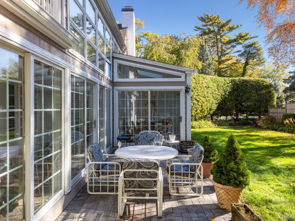 67 Bay Drive, Massapequa NY 11758