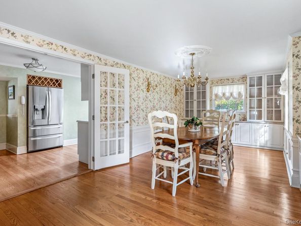 67 Bay Drive, Massapequa NY 11758