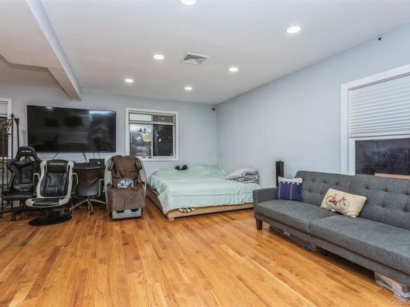 327 N 7th Avenue, Mount Vernon NY 10550