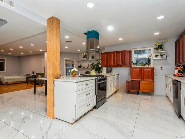 327 N 7th Avenue, Mount Vernon NY 10550