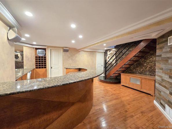 64 Timber Ridge Drive, Holbrook NY 11741