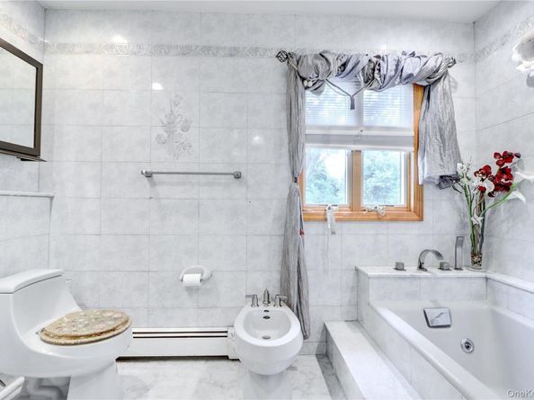 338 Cold Spring Road, Syosset NY 11791