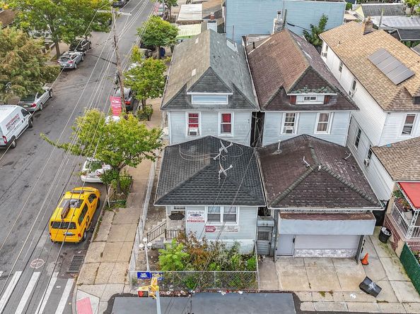 9024 Avenue L, Brooklyn NY 11236