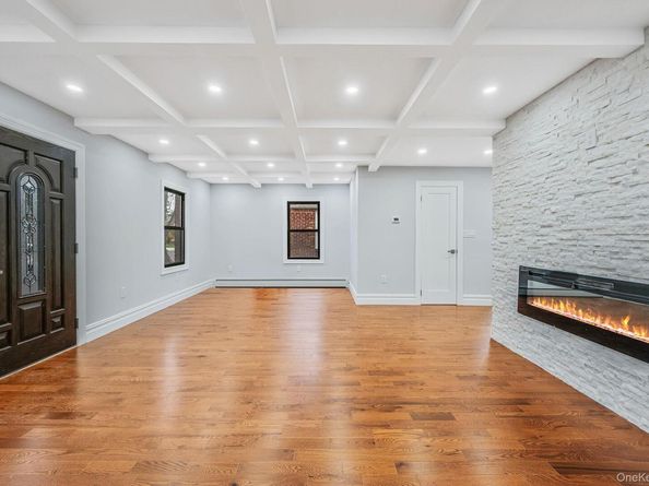 89 Hunnewell Avenue, Elmont NY 11003