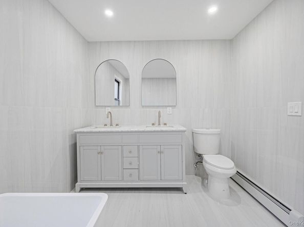 89 Hunnewell Avenue, Elmont NY 11003