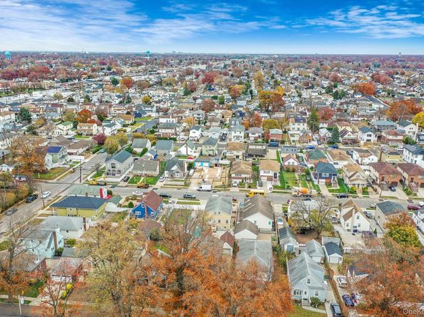 89 Hunnewell Avenue, Elmont NY 11003