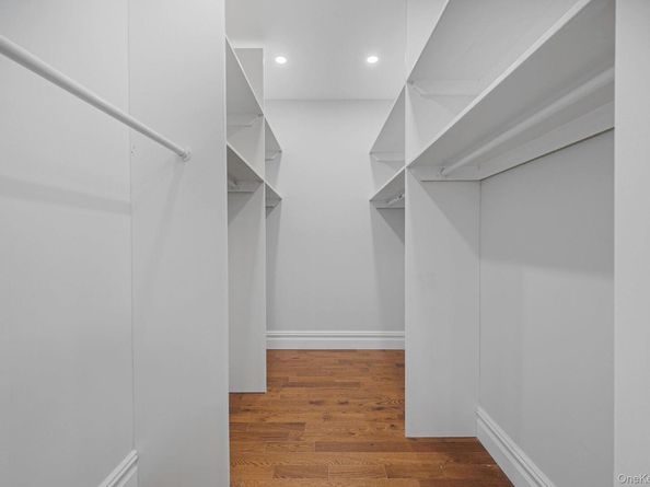 89 Hunnewell Avenue, Elmont NY 11003