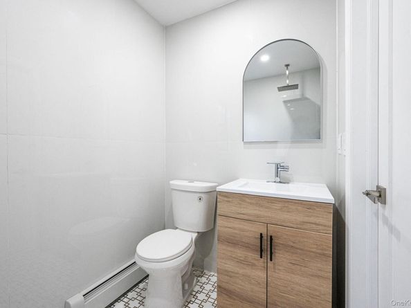 89 Hunnewell Avenue, Elmont NY 11003