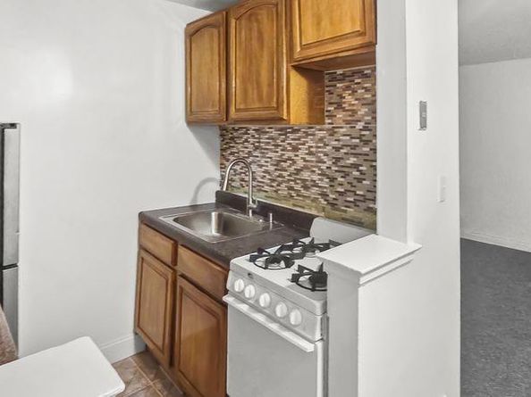 87-20 175th Street 1K, Jamaica NY 11432